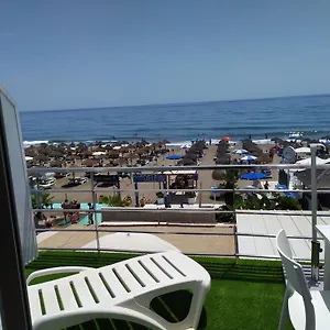 carihuela-beach-apartamentos.es-andalucia.com/